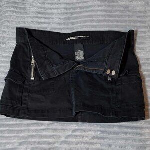size 11/12 Black Denim Vintage Mini Skirt